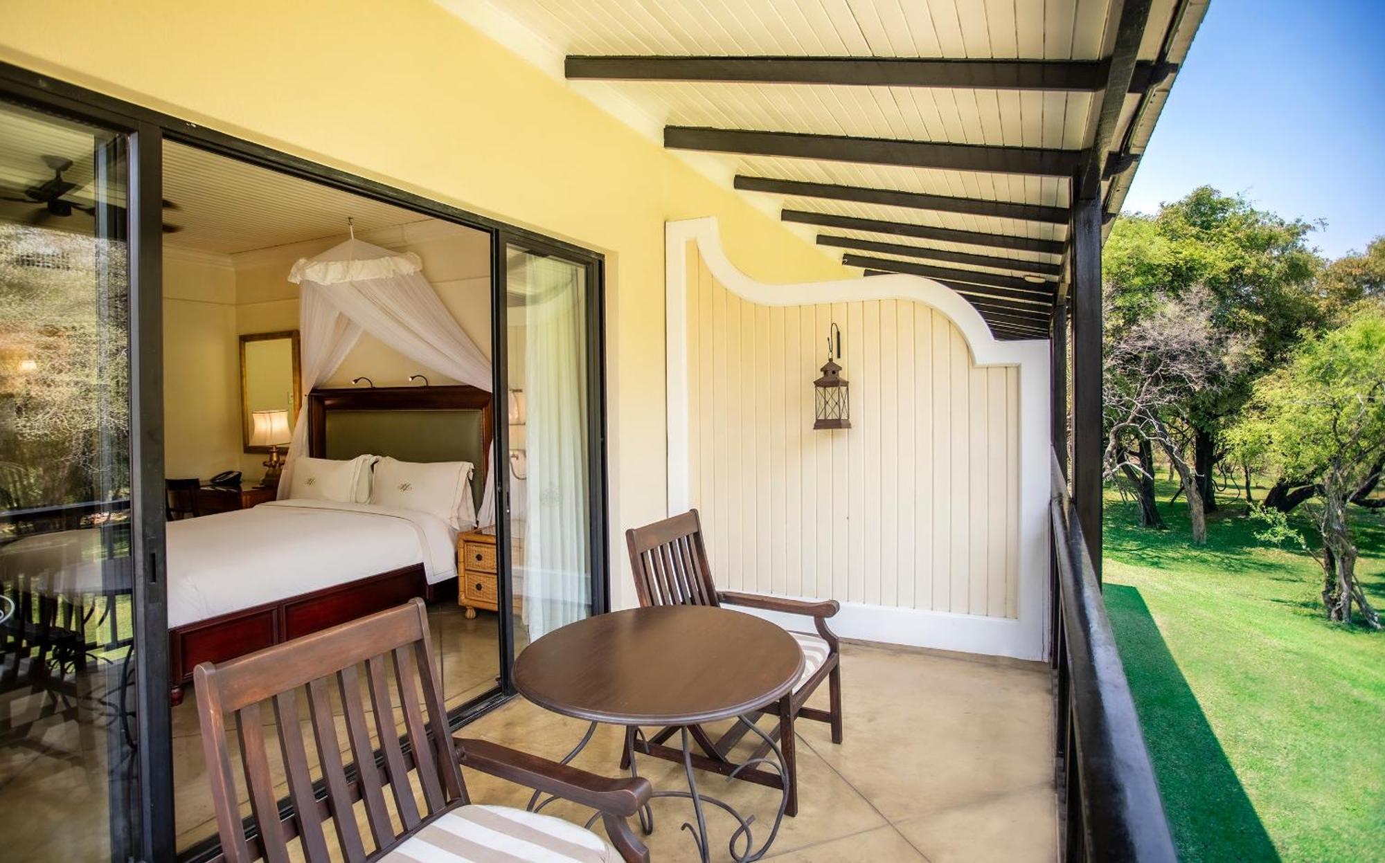 Royal Livingstone Hotel By Anantara Bagian luar foto