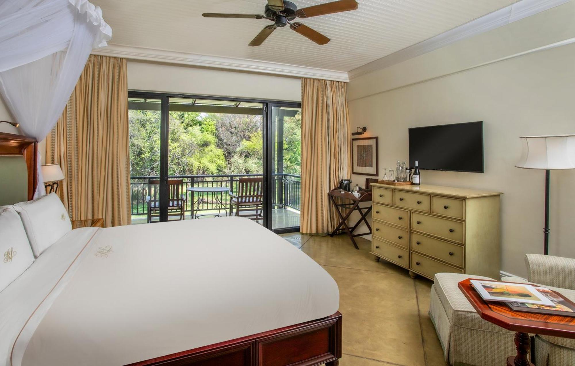 Royal Livingstone Hotel By Anantara Bagian luar foto